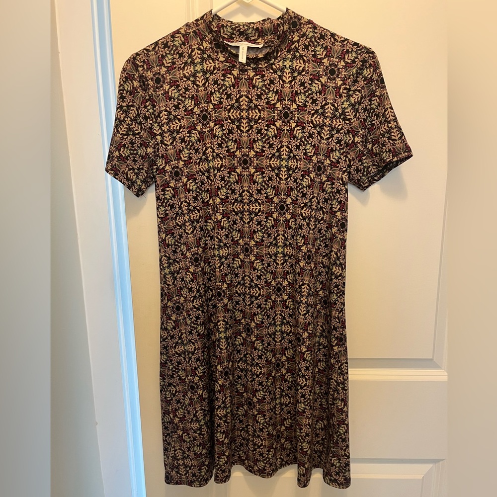 BCBG Mock neck dress